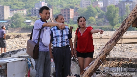 [感動]文書涂傳凱摔斷手腕 仍堅守?fù)岆U救災(zāi)